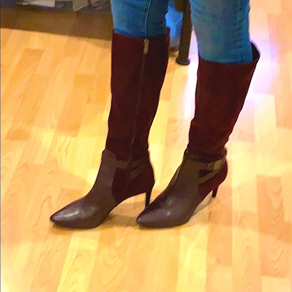 Calvin Klein Jemamine burgundy boots. - Picture 3 of 9